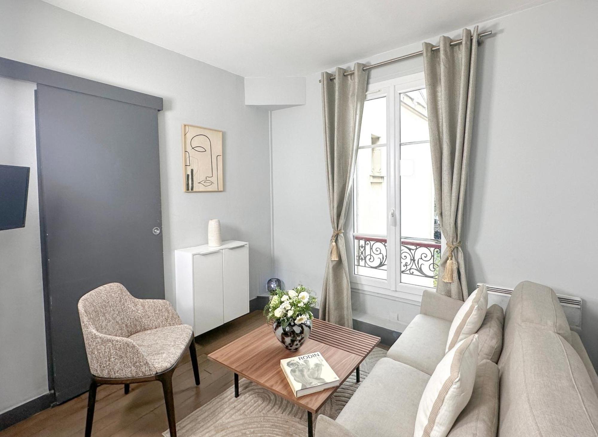 Stunning Apartment Near Eiffel Tower Paris Dış mekan fotoğraf