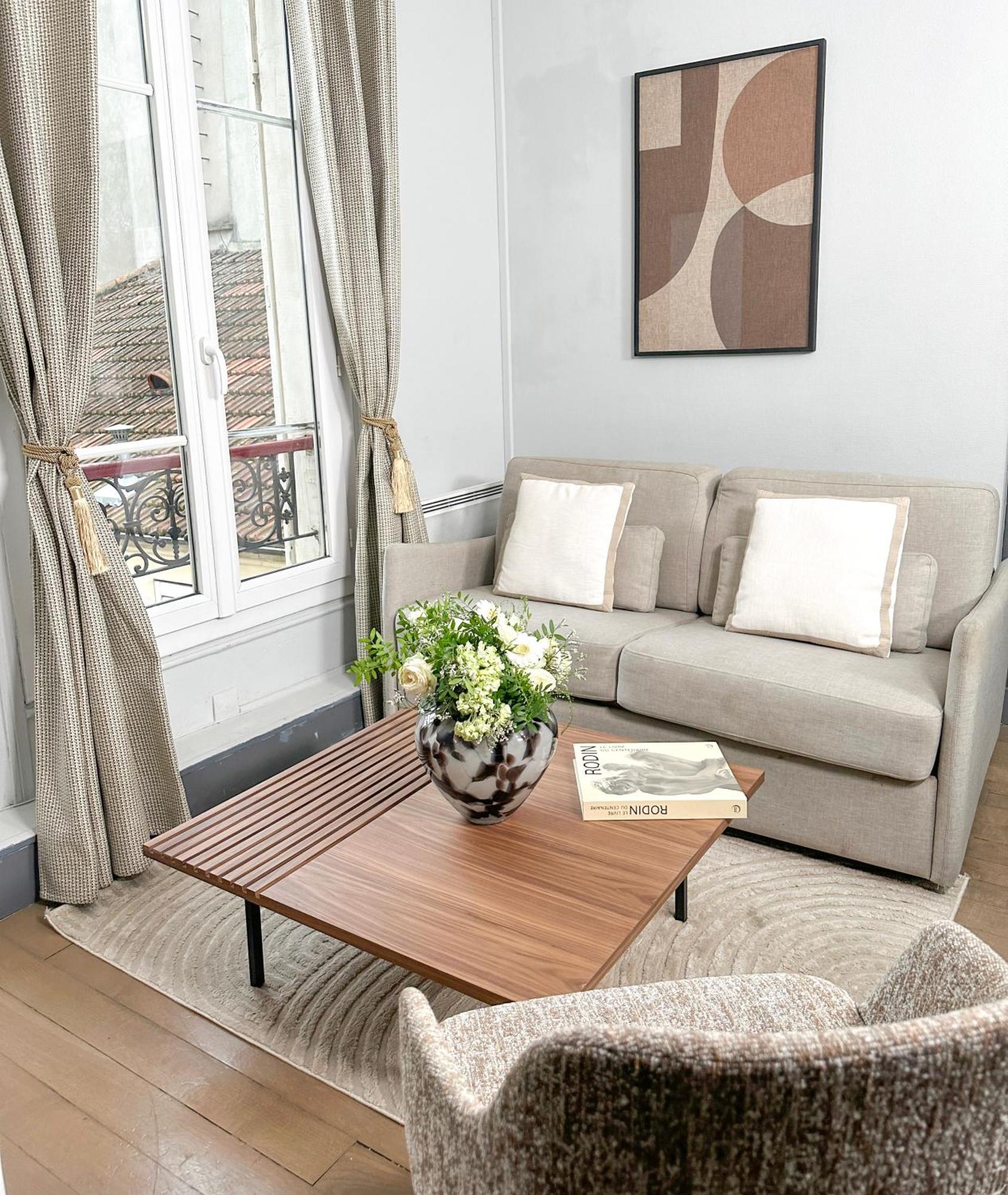Stunning Apartment Near Eiffel Tower Paris Dış mekan fotoğraf